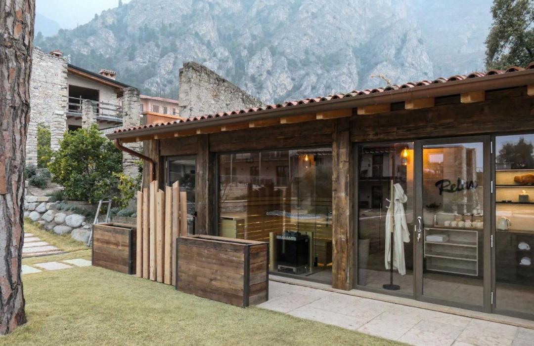 Sibenbras Natural Aparthotel Limone sul Garda Exterior photo